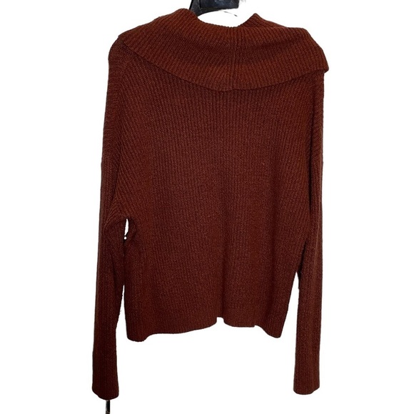 Cowl neck knit sweater Women’s size Medium rust brown long sleeve Fall warm - Picture 4 of 6